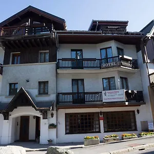2* Hotel Rond Point D Arbois